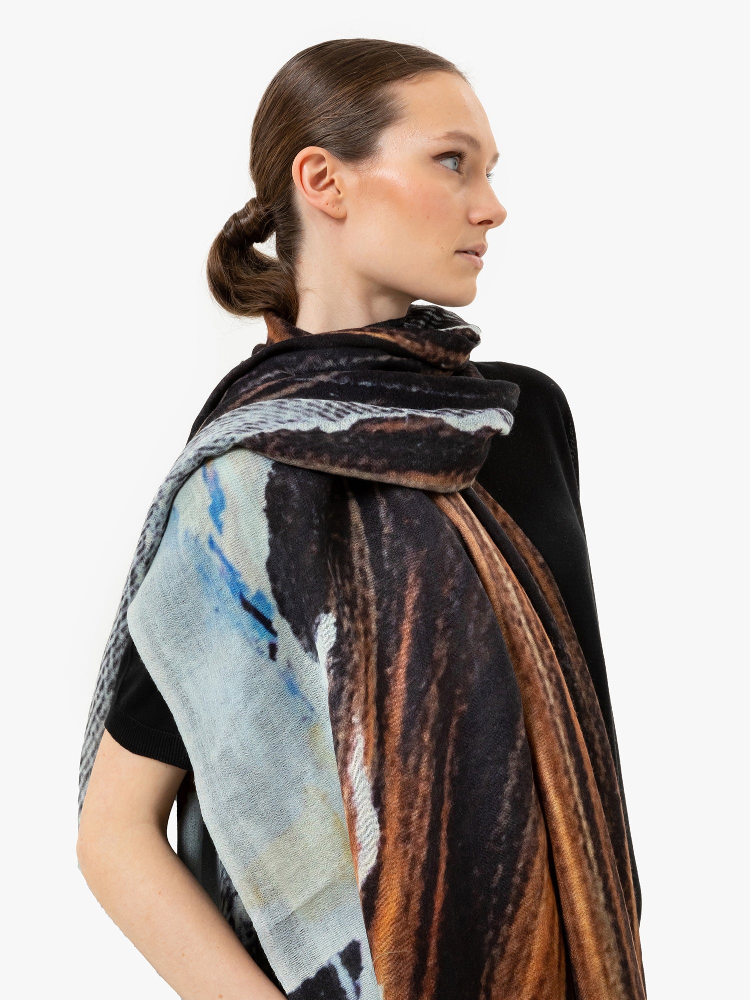 Talking Walls yoko single face single face rectangular scarf tear off