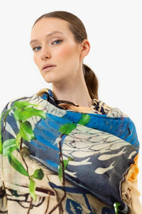 Talking Walls ela single face single face square scarf lou pescadou